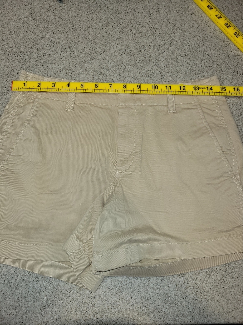 GAP Women's Downtown Khaki Casual Cotton Shorts Size 4 Petite - Picture 4 of 9